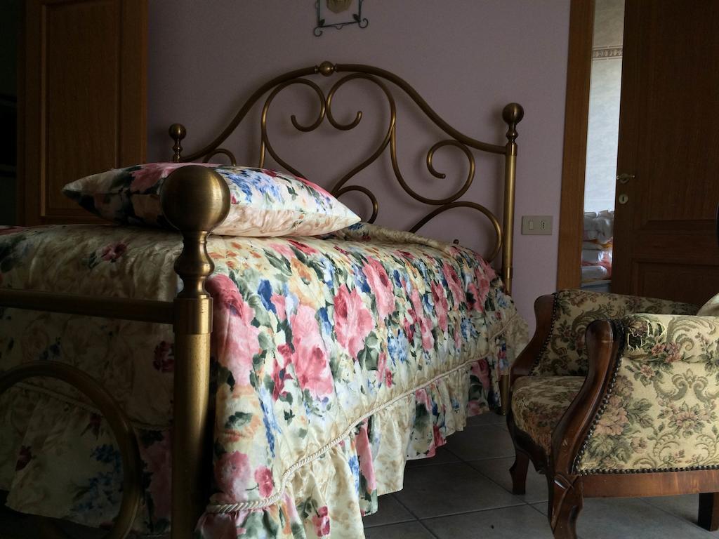B&B Mirella 치타 산트  안젤로 객실 사진